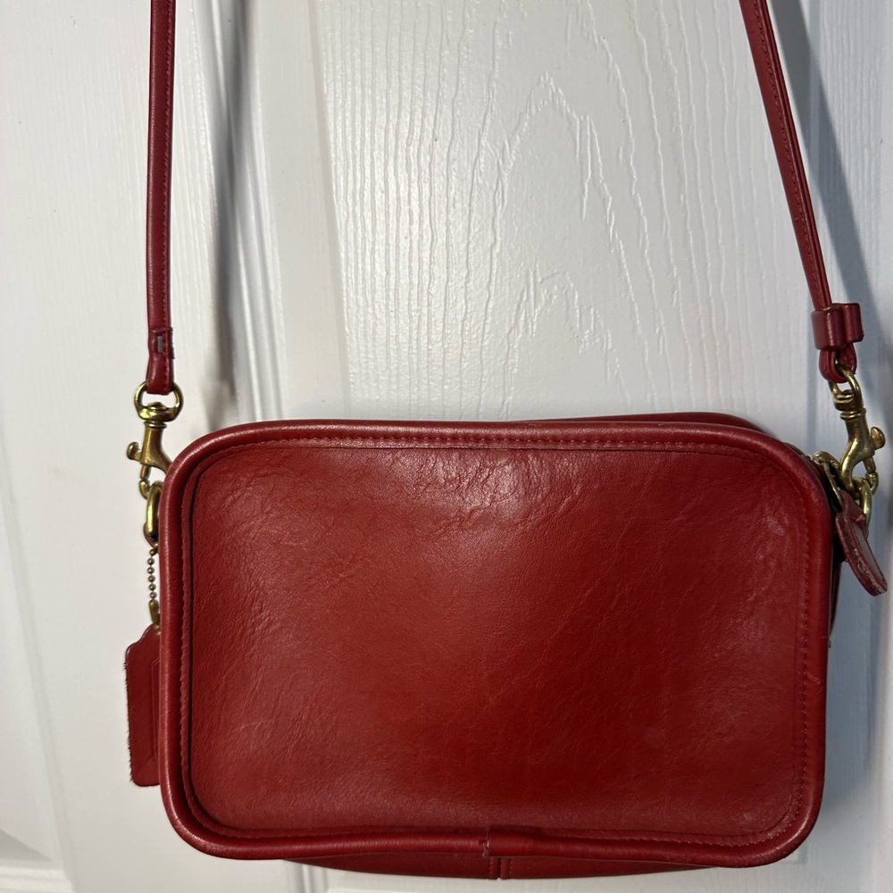 Vintage Coach Carnival Red Leather Crossbody Bag - Picture 4 of 7